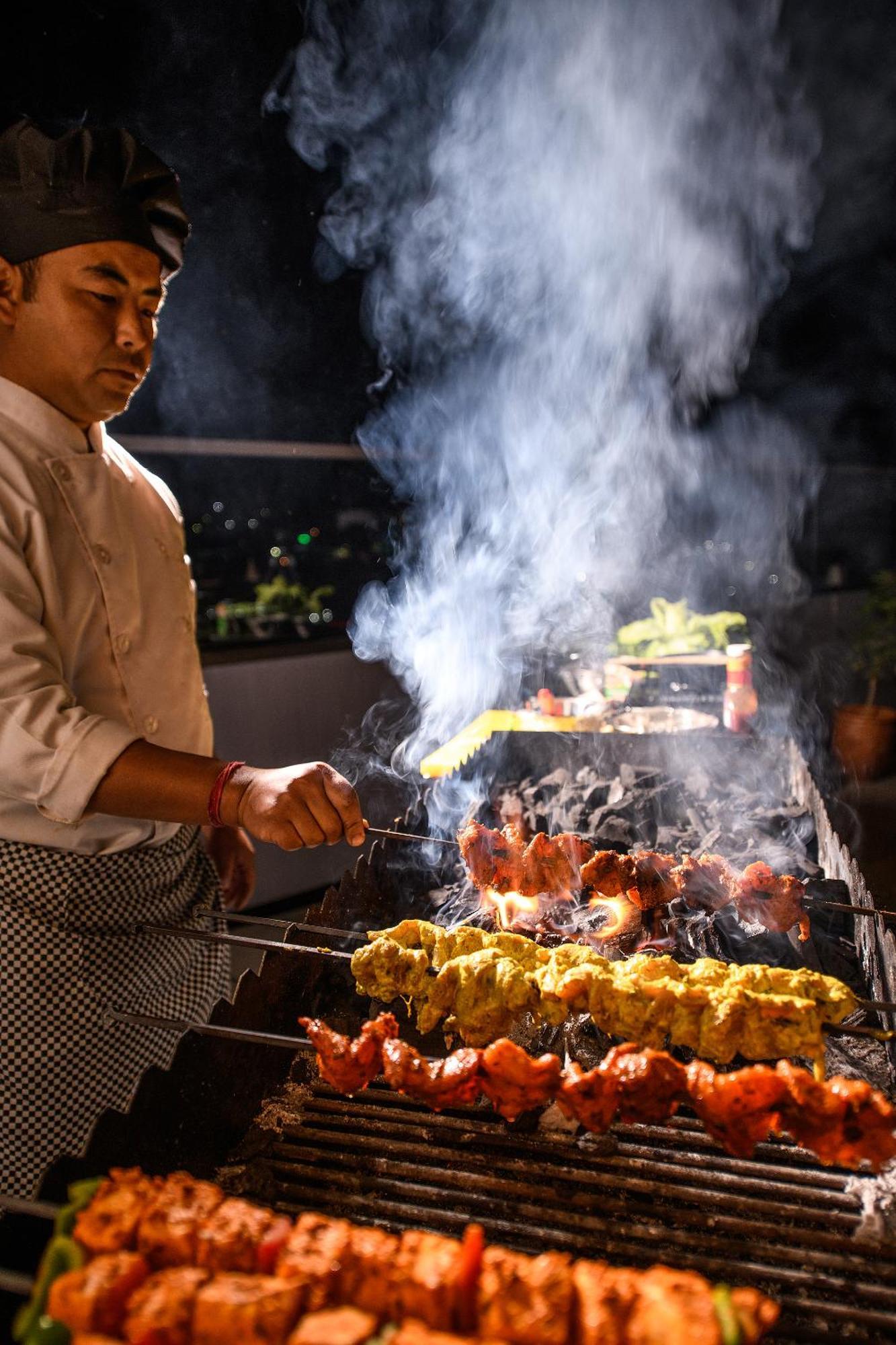Best Western Plus Revanta Mcleod Ganj ダラムシャーラー エクステリア 写真